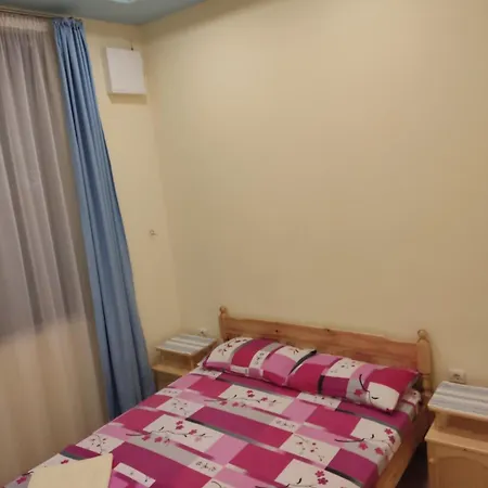 Neptune Luxury Center Apartment